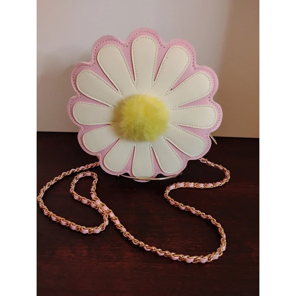 Iscream Kids Daisy‎ Love Faux Leather Crossbody Bag